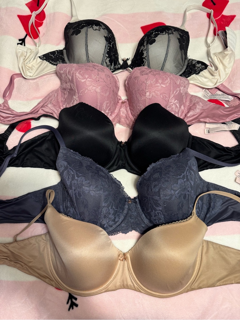 Victoria's Secret 5 Bra Bundle 40D lined Demi